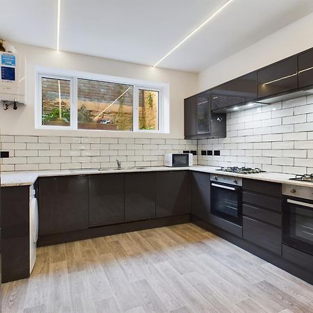 Substantial 9 Bedroom House In Swansea Sketty Екстер'єр фото