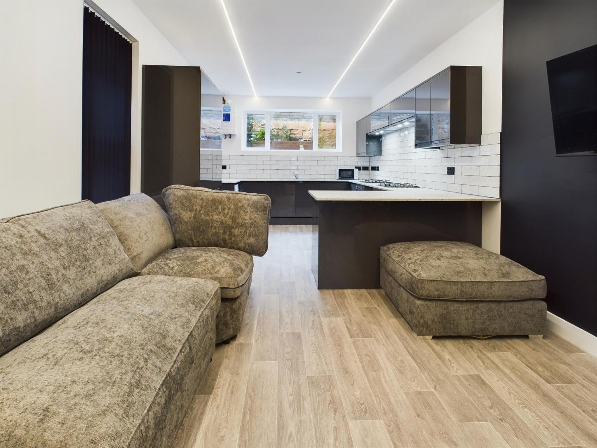 Substantial 9 Bedroom House In Swansea Sketty Екстер'єр фото