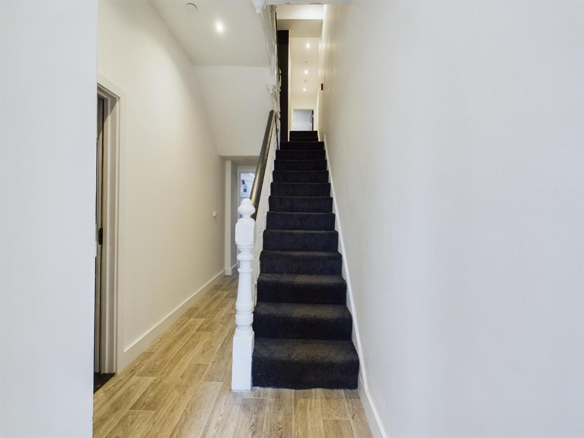 Substantial 9 Bedroom House In Swansea Sketty Екстер'єр фото
